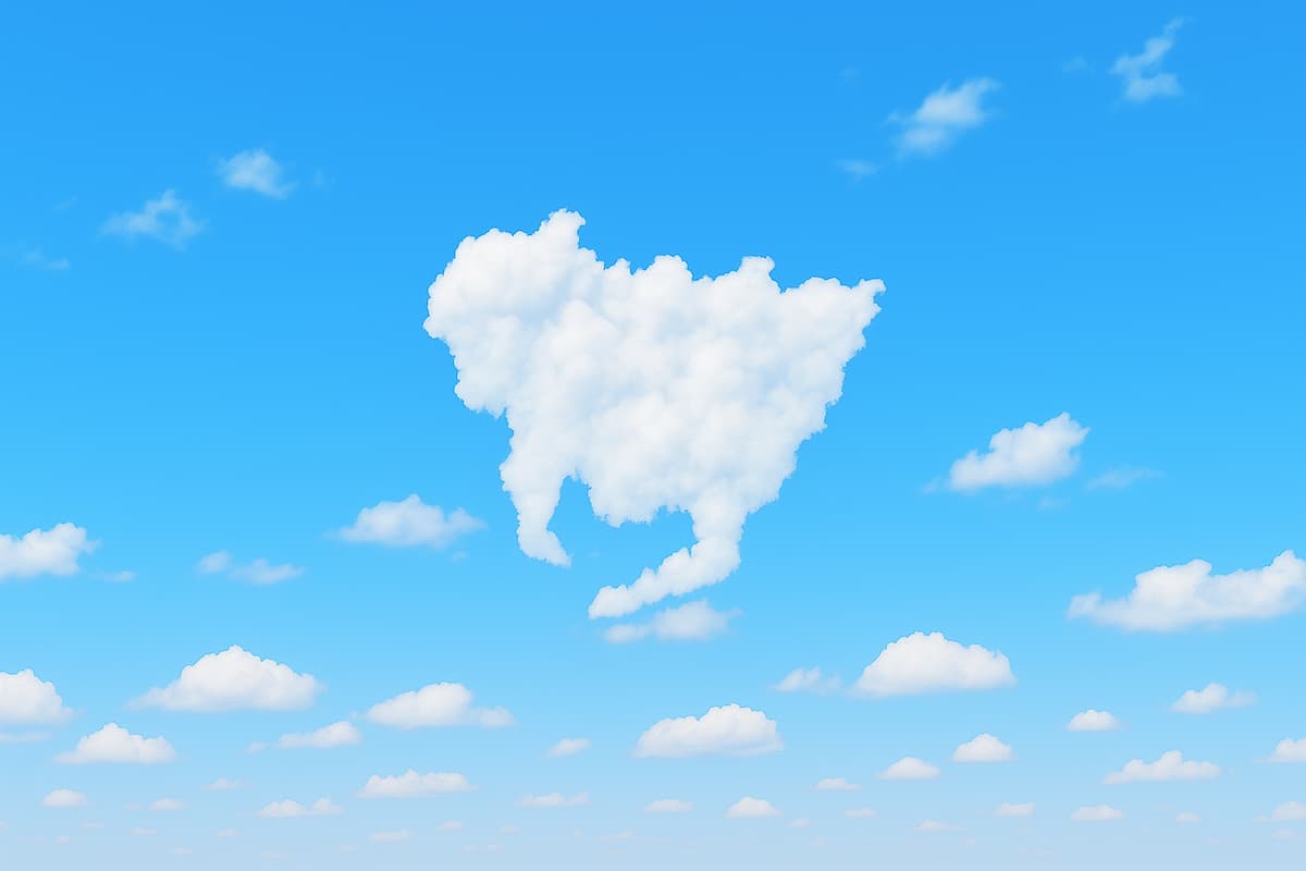 青空に愛知県の形をした雲が浮かんでいます。