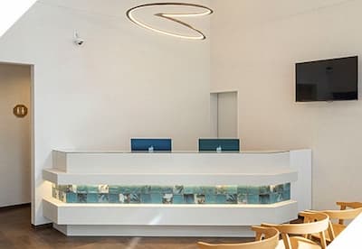 名古屋市千種区千種にある、こいのさかクリニックの受付写真